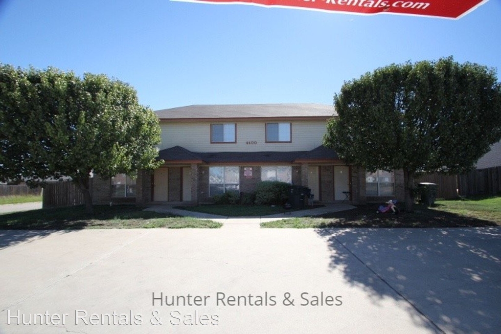 4400 Deek Dr - Photo 0