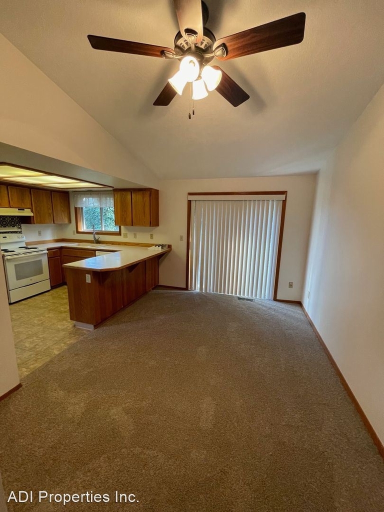 11032 Sw 47th Ave. - Photo 3
