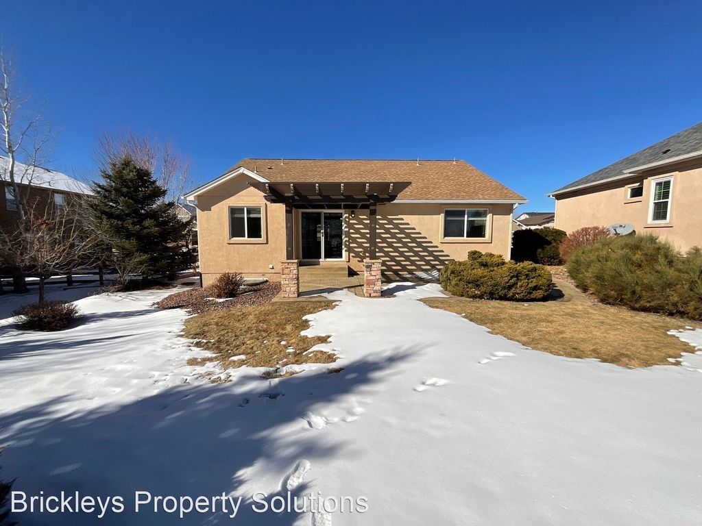 8617 Roaring Fork Dr - Photo 2