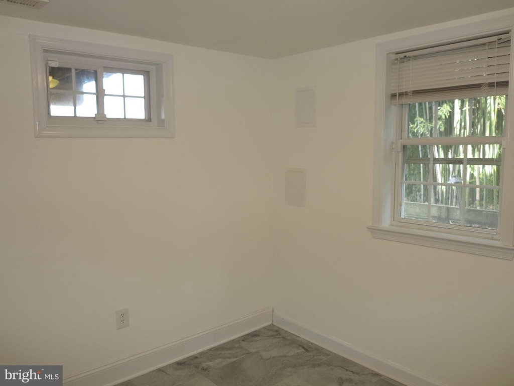 2228 Huntington Ave - Photo 27