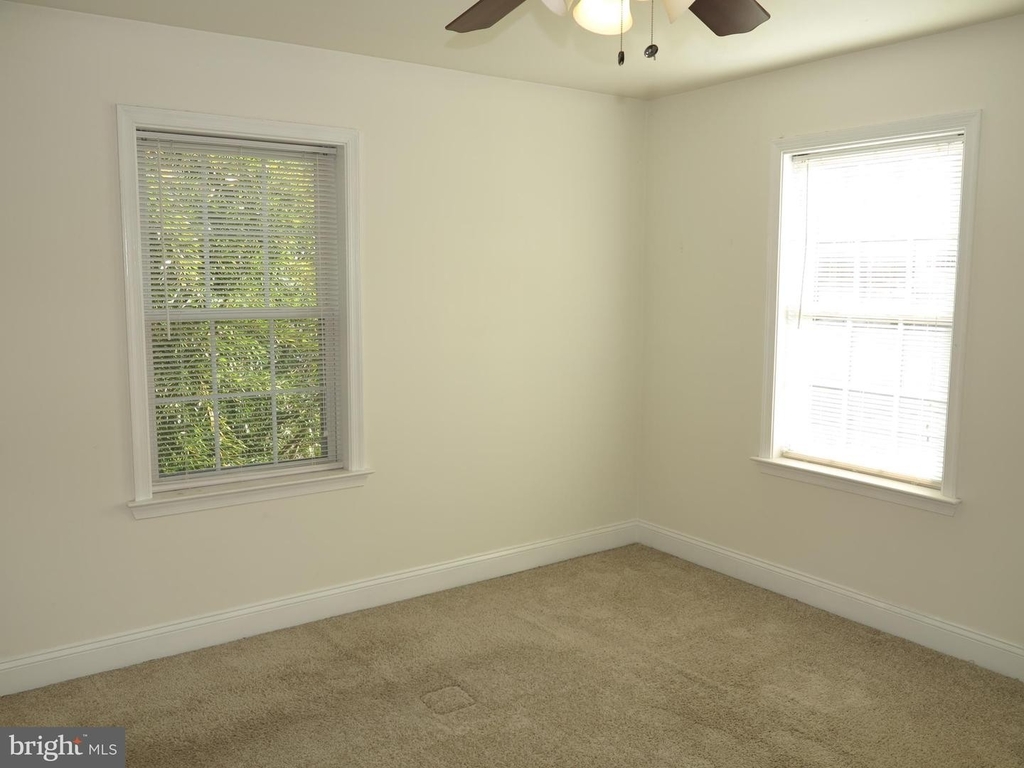 2228 Huntington Ave - Photo 13