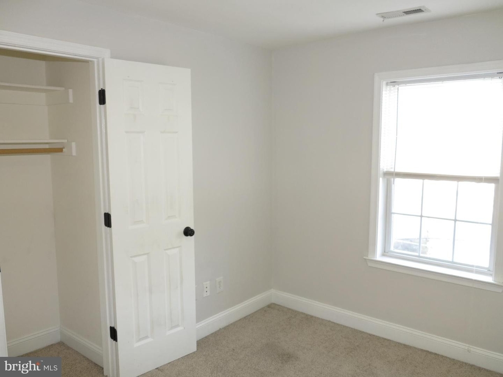 2228 Huntington Ave - Photo 20