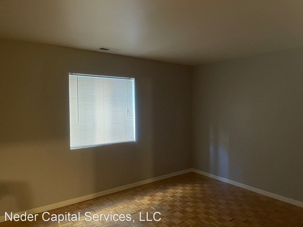 2300-2310 N Harlem Avenue - Photo 2