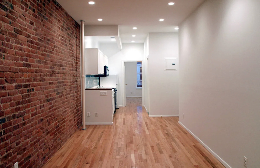 349 East 85th Street - Photo 2