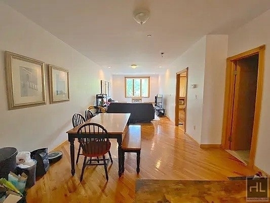 114 Calyer Street - Photo 1