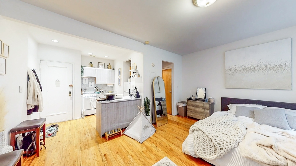 222 East 87th Street - Photo 1