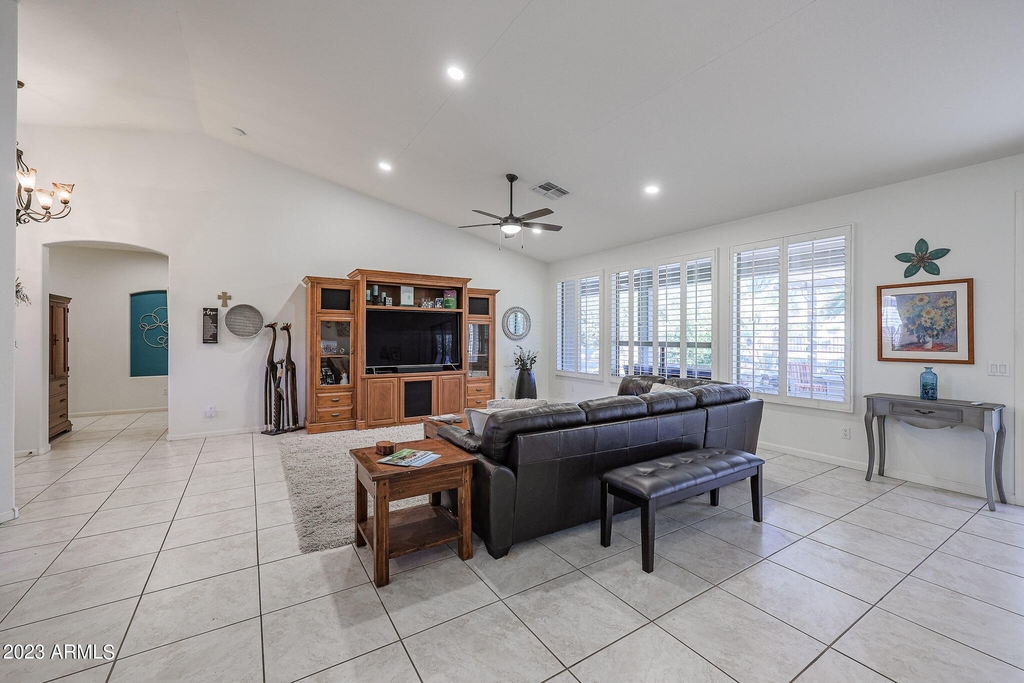 16036 W Monterey Way - Photo 24