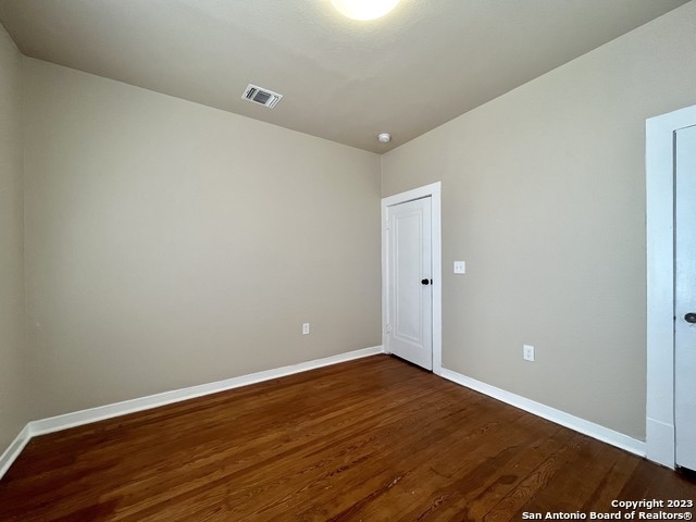 539 Bailey Ave - Photo 6