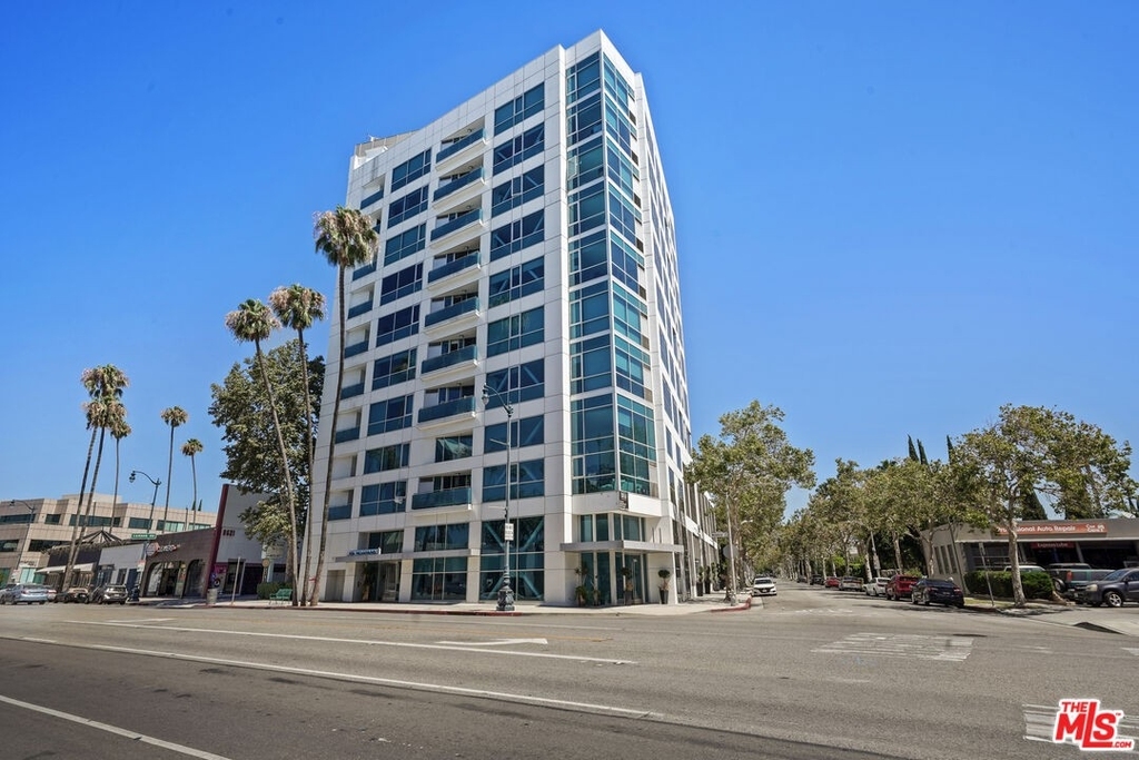 8601 Wilshire Blvd - Photo 0