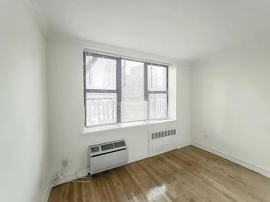 238 East 36th Street - Photo 1