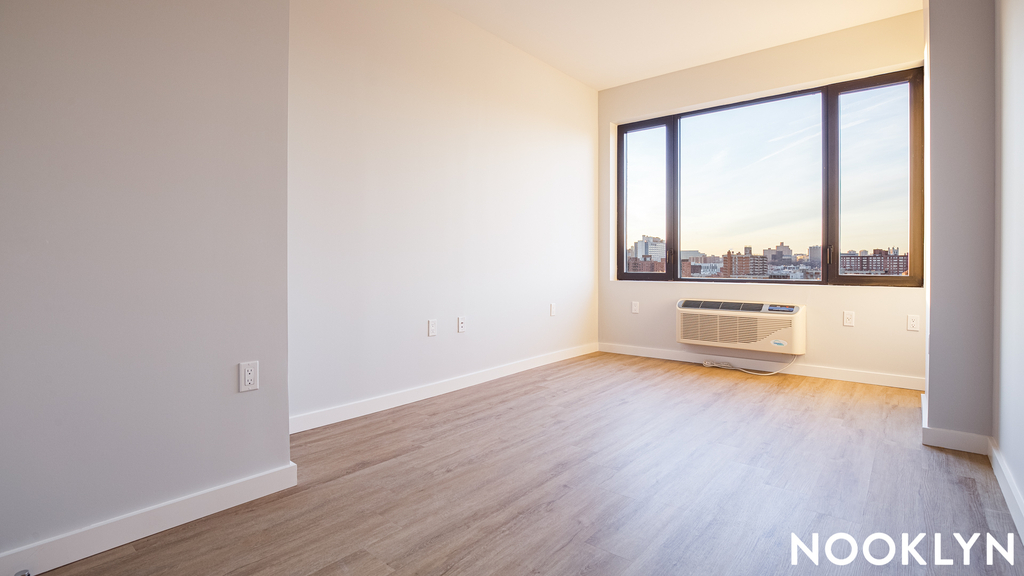 276 Grand Concourse - Photo 3