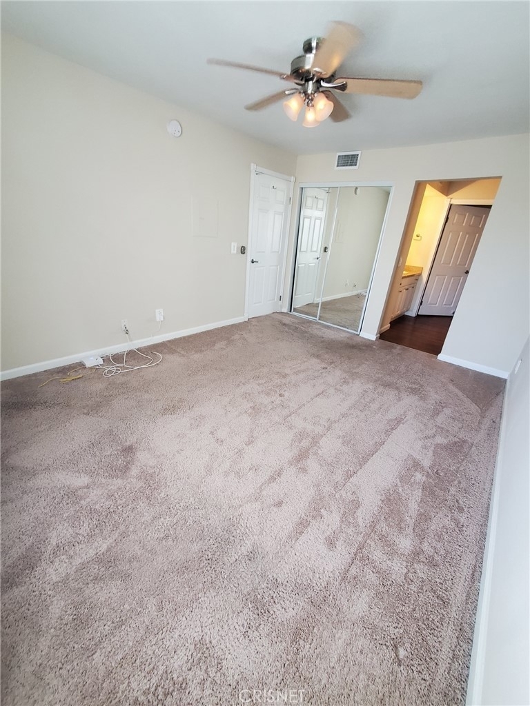 5530 Owensmouth Avenue - Photo 36