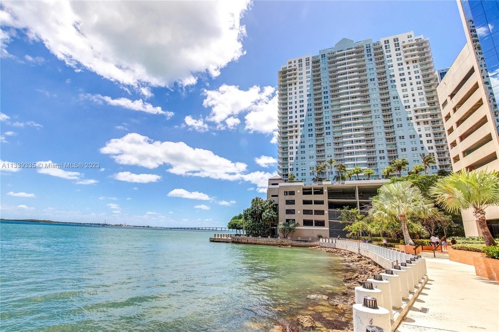 1111 Brickell Bay Dr - Photo 47