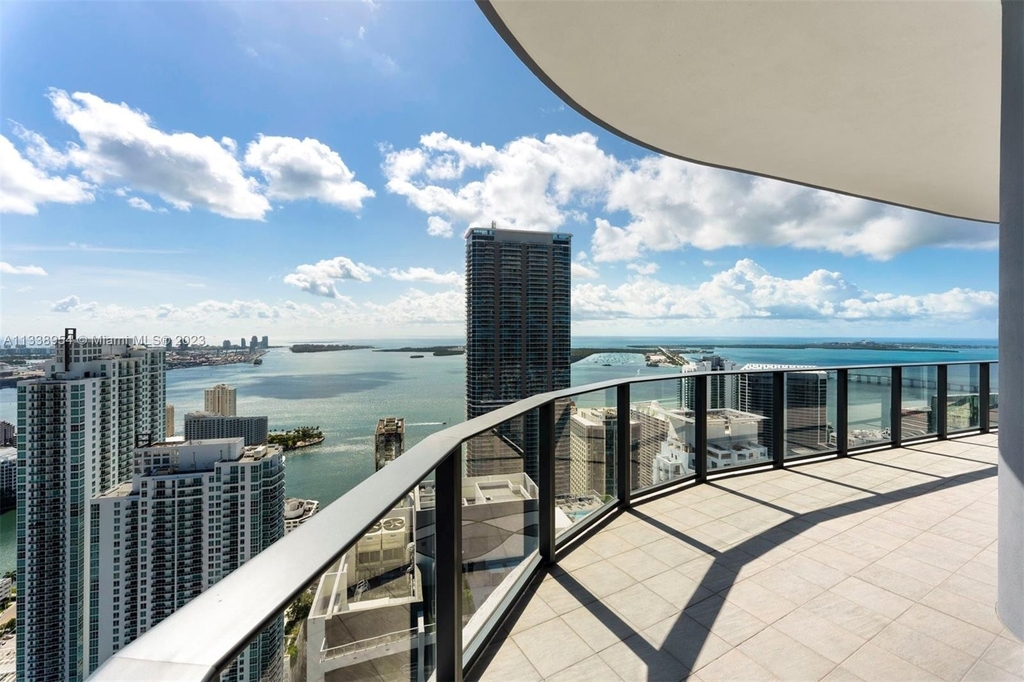 1000 Brickell Plz - Photo 16