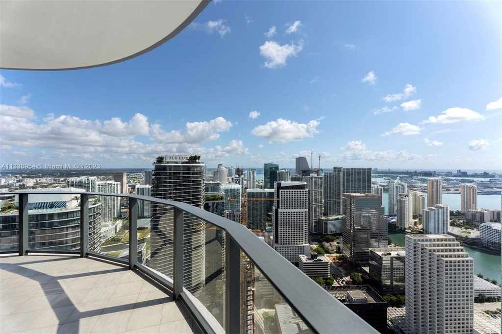 1000 Brickell Plz - Photo 20