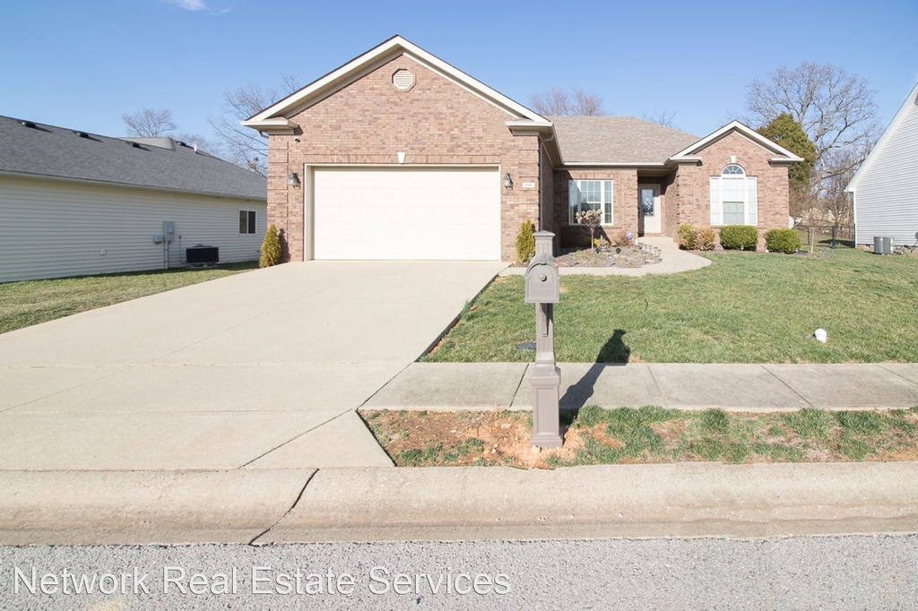 114 Lowball Lane - Photo 0