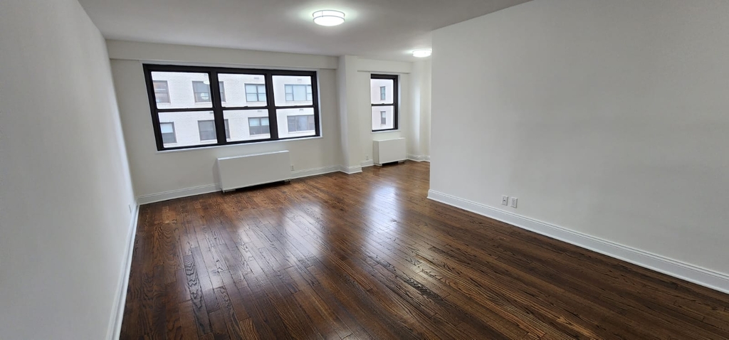 400 east 89th st apt - Photo 1