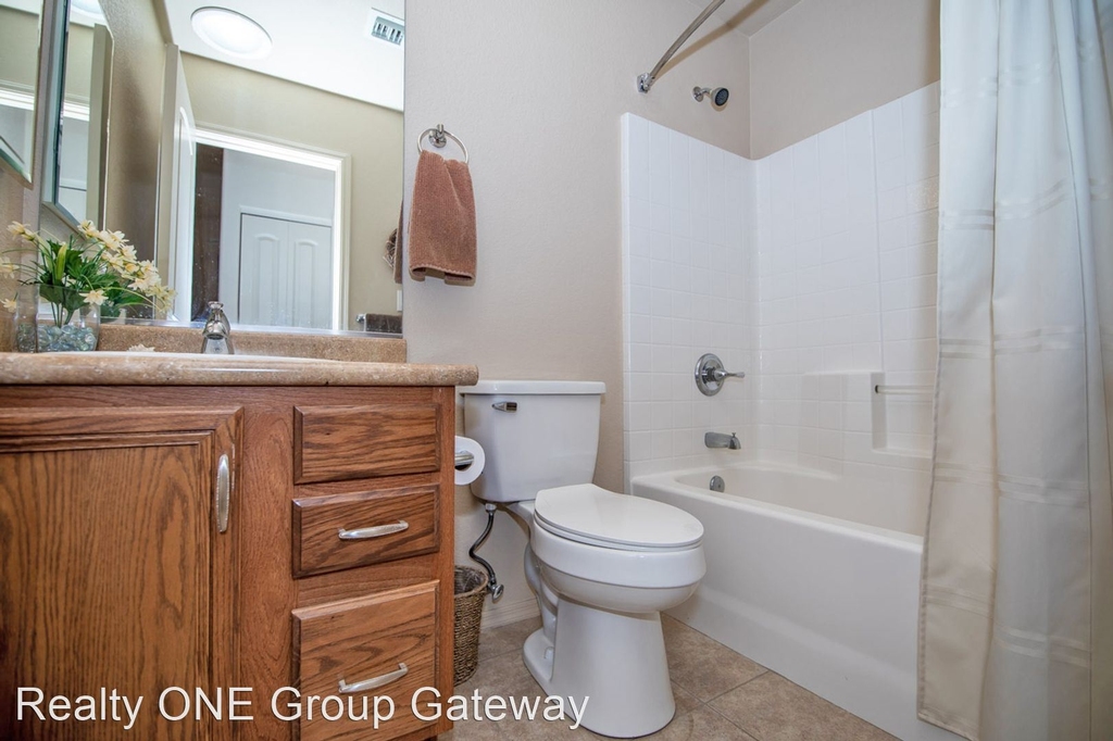 13763 E 45th Ln - Photo 20