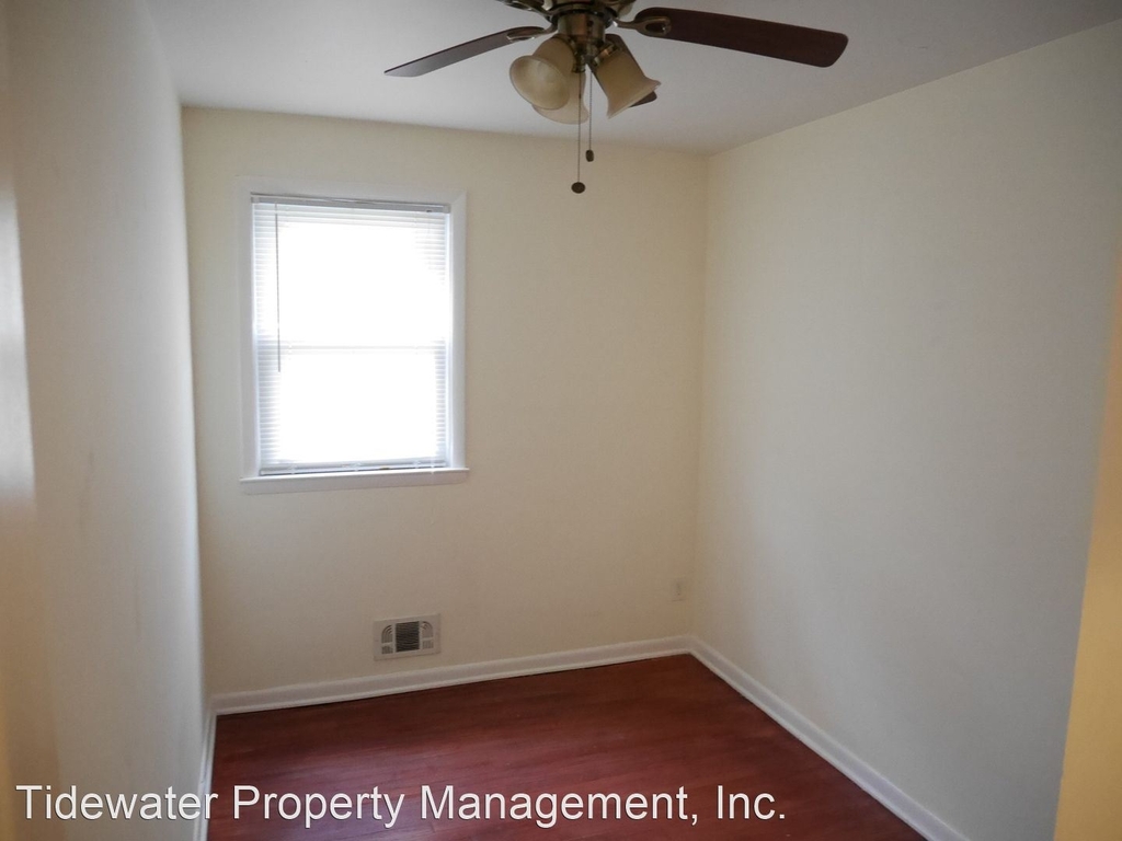 2421 East Northern Parkway Lower Unit - Photo 6