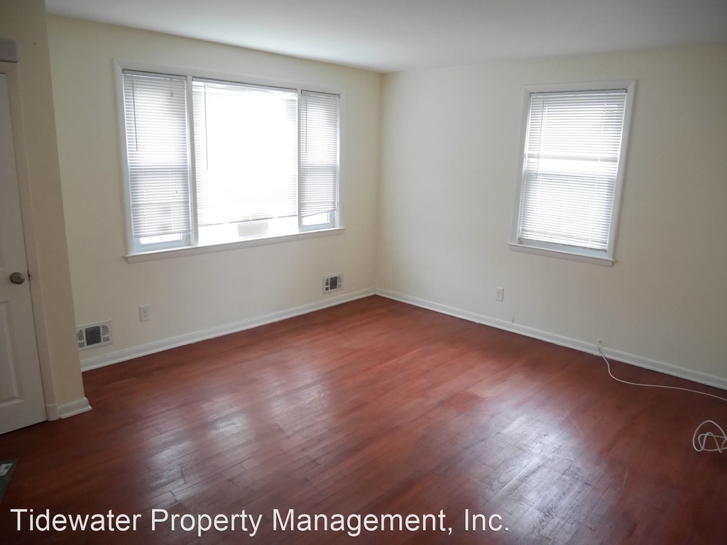 2421 East Northern Parkway Lower Unit - Photo 1