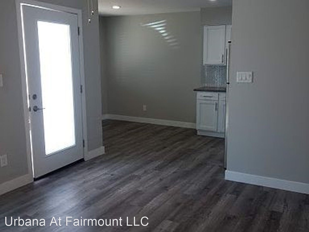 3131 E Fairmount - Photo 3