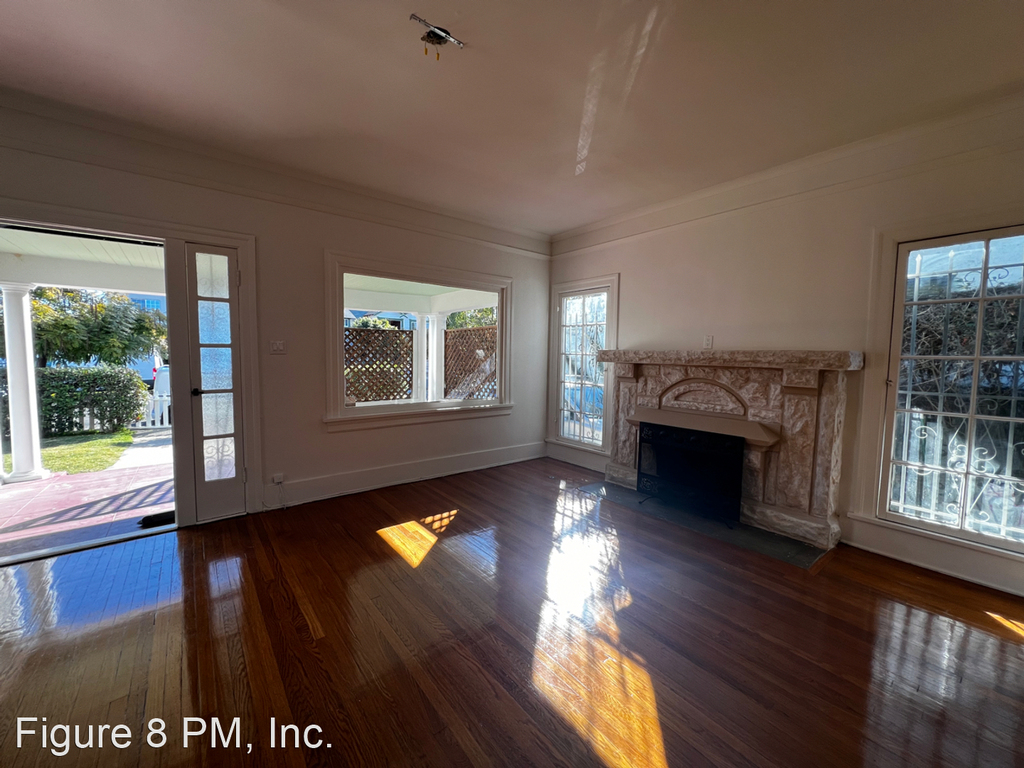 2131 5th Ave - Photo 2