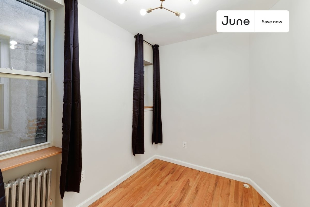 306 East 83rd Street - Photo 10