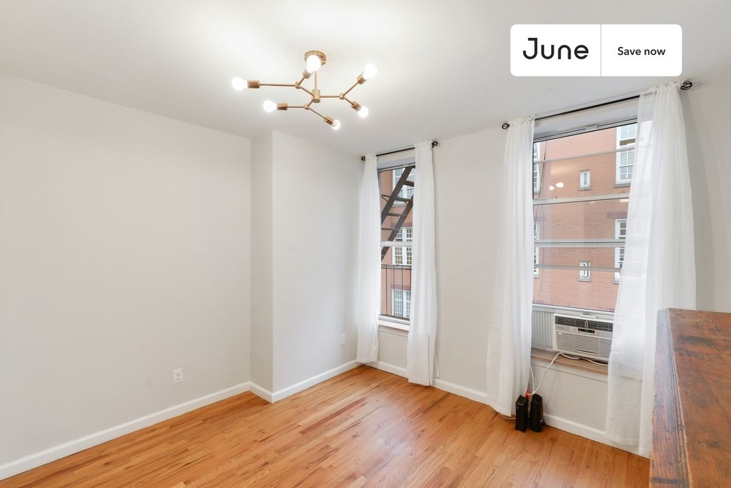 306 East 83rd Street - Photo 3