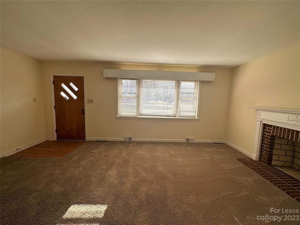 6512 Weddington Road - Photo 2