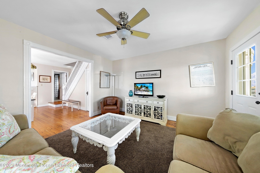 1211 Ocean Avenue - Photo 19