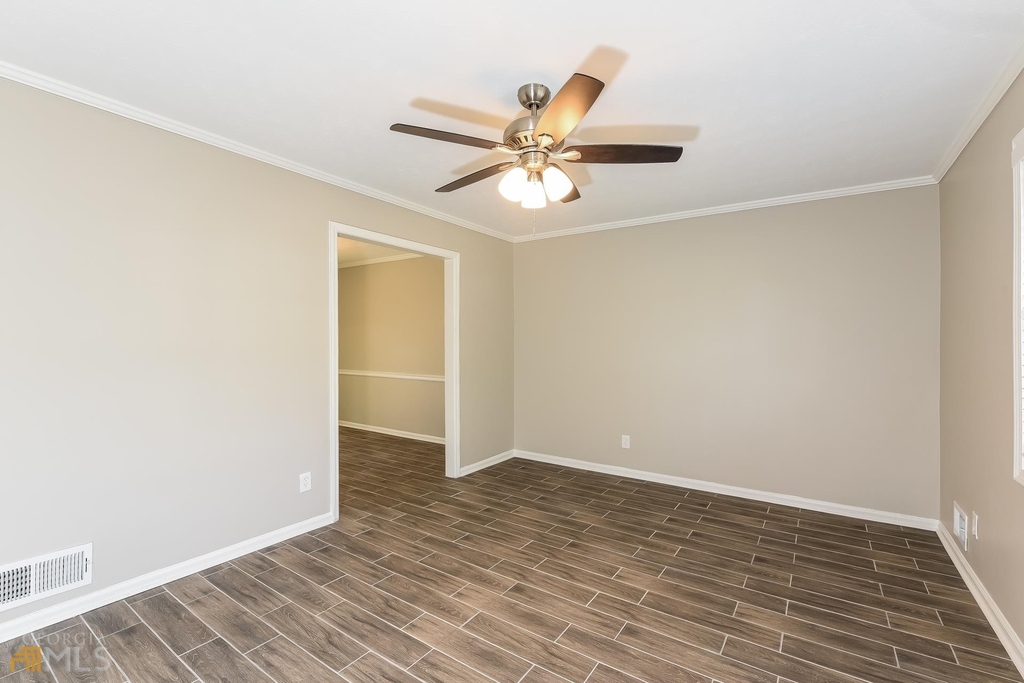 285 Pointer Court - Photo 1