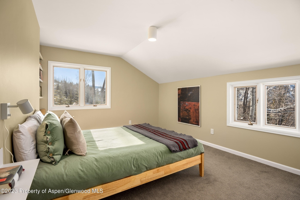1036 Red Mountain Road - Photo 15