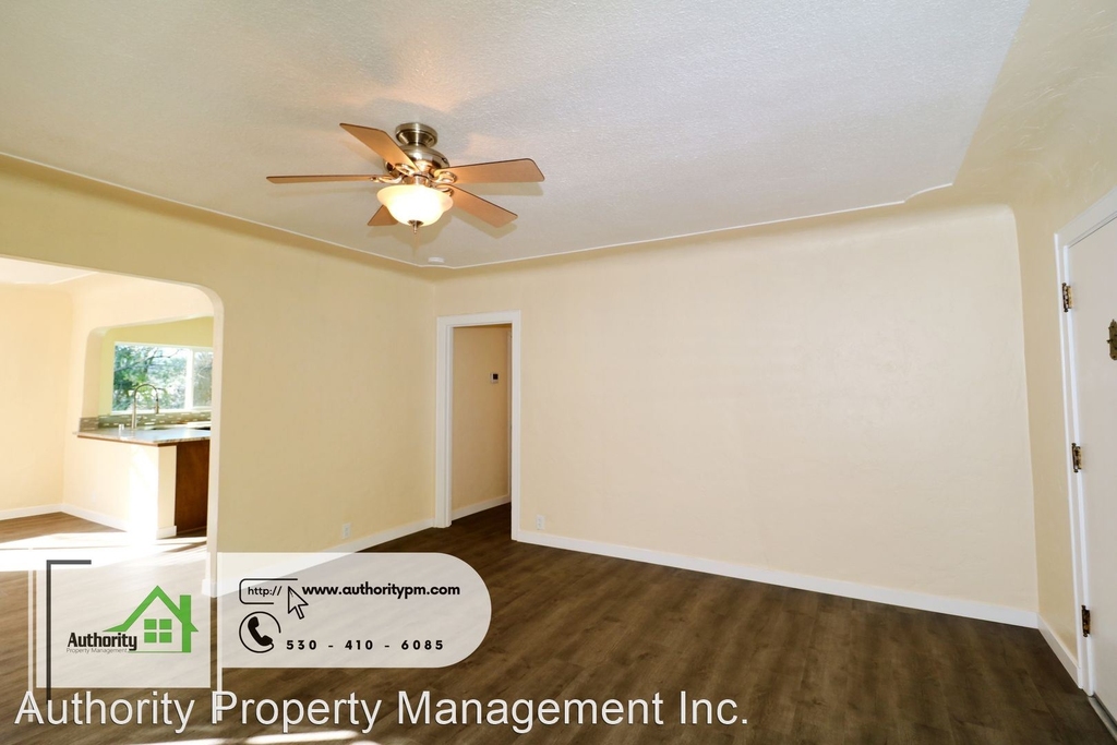 4340 Main Street - Photo 2