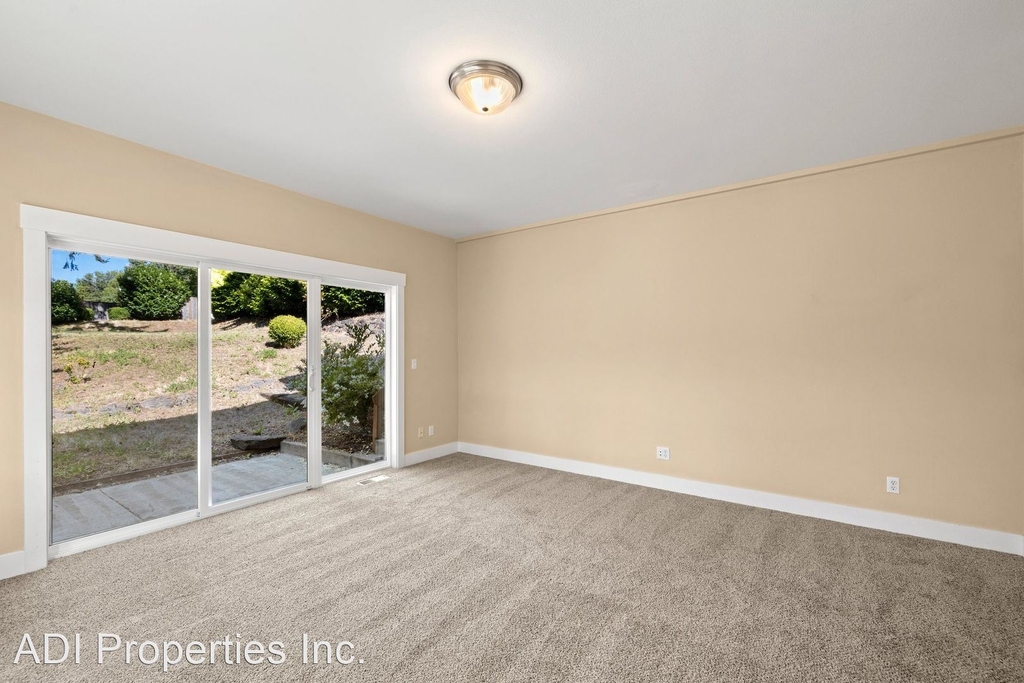 4829 Sw 45th Ave - Photo 14