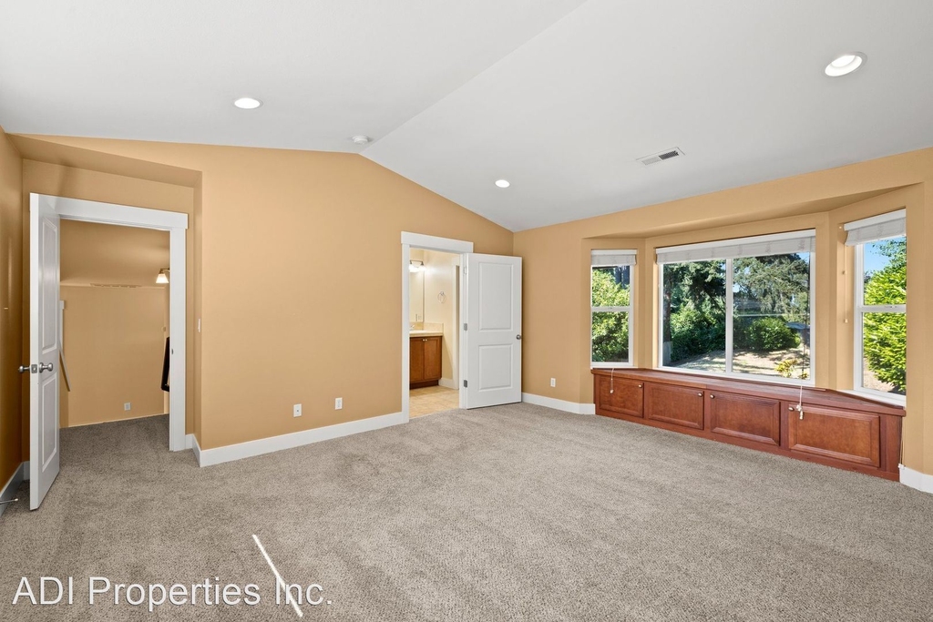 4829 Sw 45th Ave - Photo 22