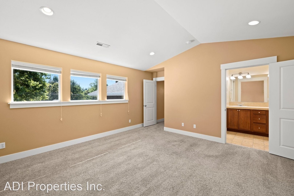 4829 Sw 45th Ave - Photo 23