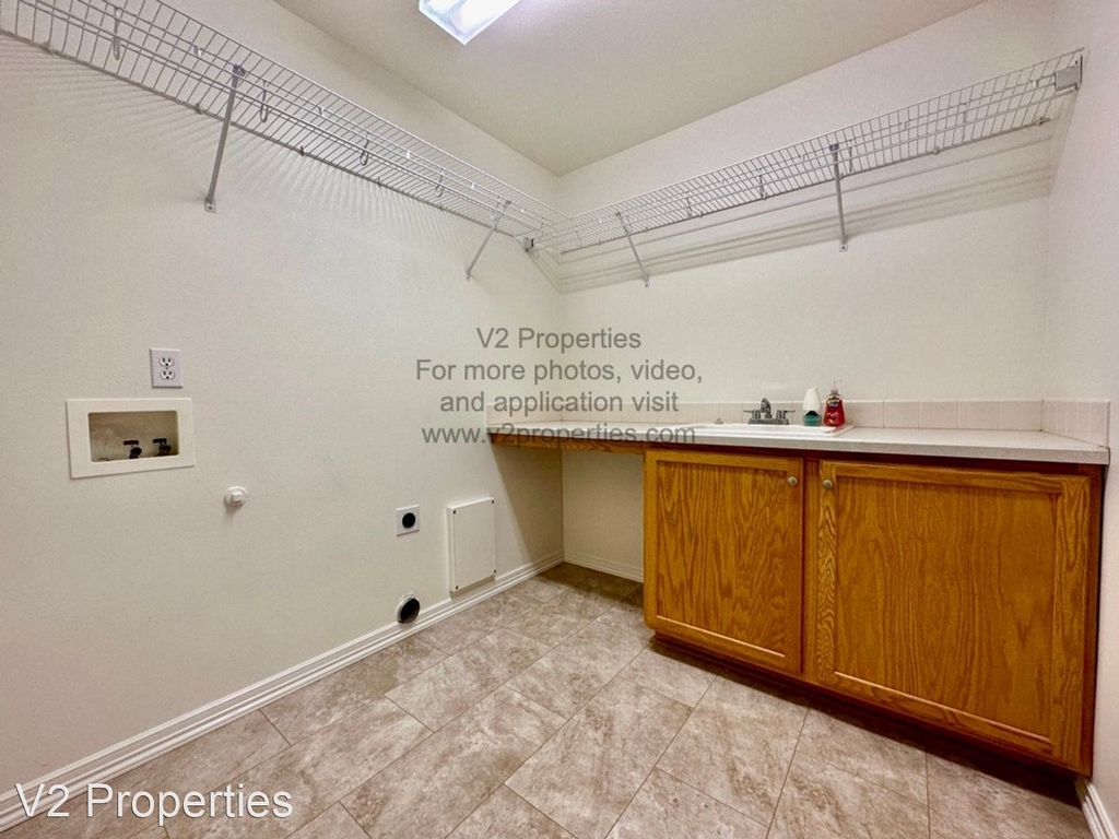 1517 Ne Paloma Ave - Photo 24