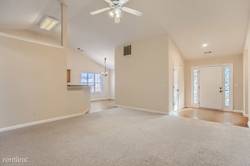 5460 Yellow Pine Drive Unit - Photo 2