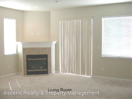 14981 Sw Kraft Loop - Photo 1