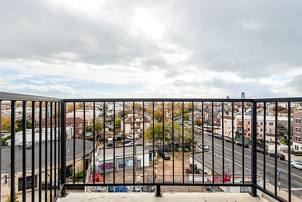 125 Kings Highway - Photo 1