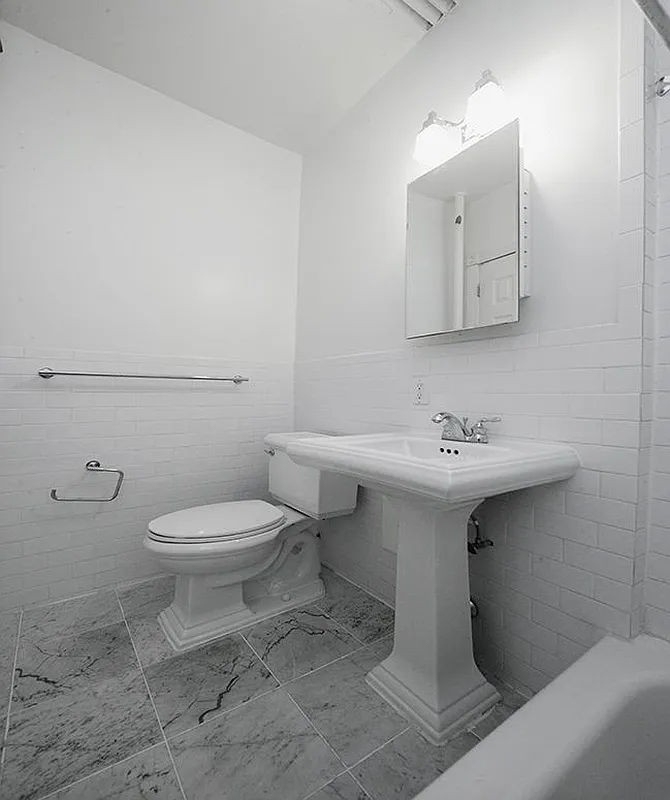 322 West 14th Street - Photo 6