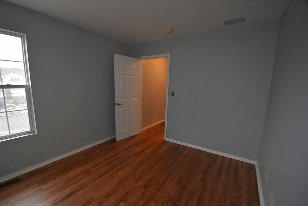 610 Lakeridge Court - Photo 13