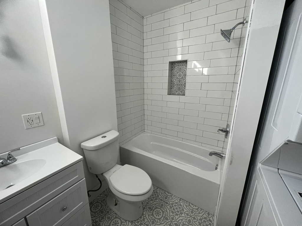 1646 N Central Park Avenue - Photo 9