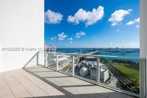 1040 Biscayne Blvd Apt 2402 - Photo 5