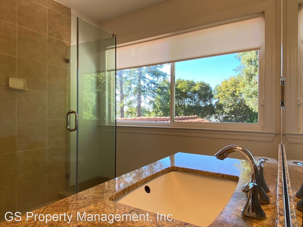 363 El Portal Way - Photo 14