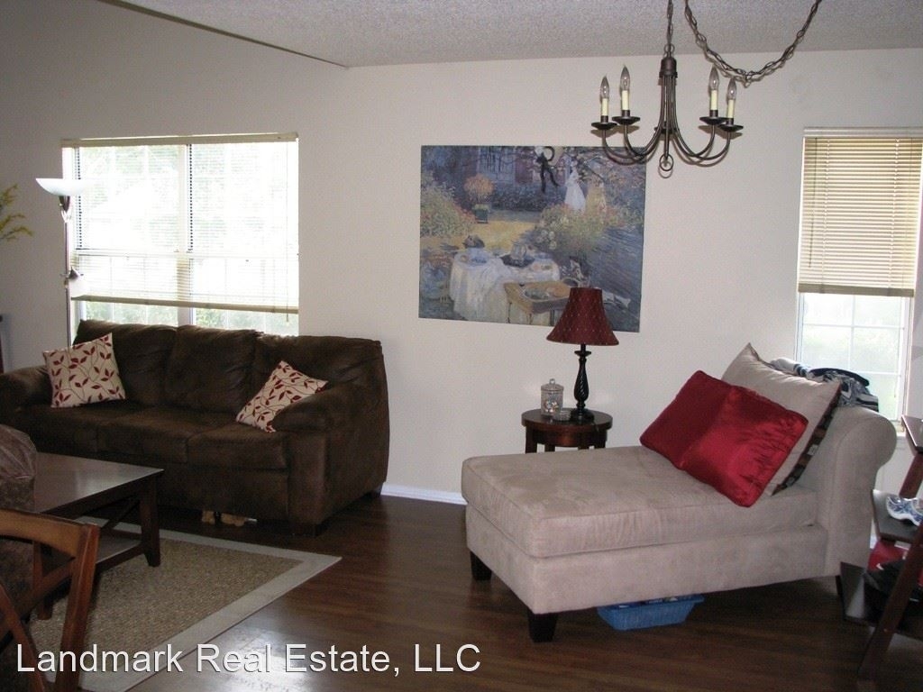 282 Cobblestone Drive - Photo 5