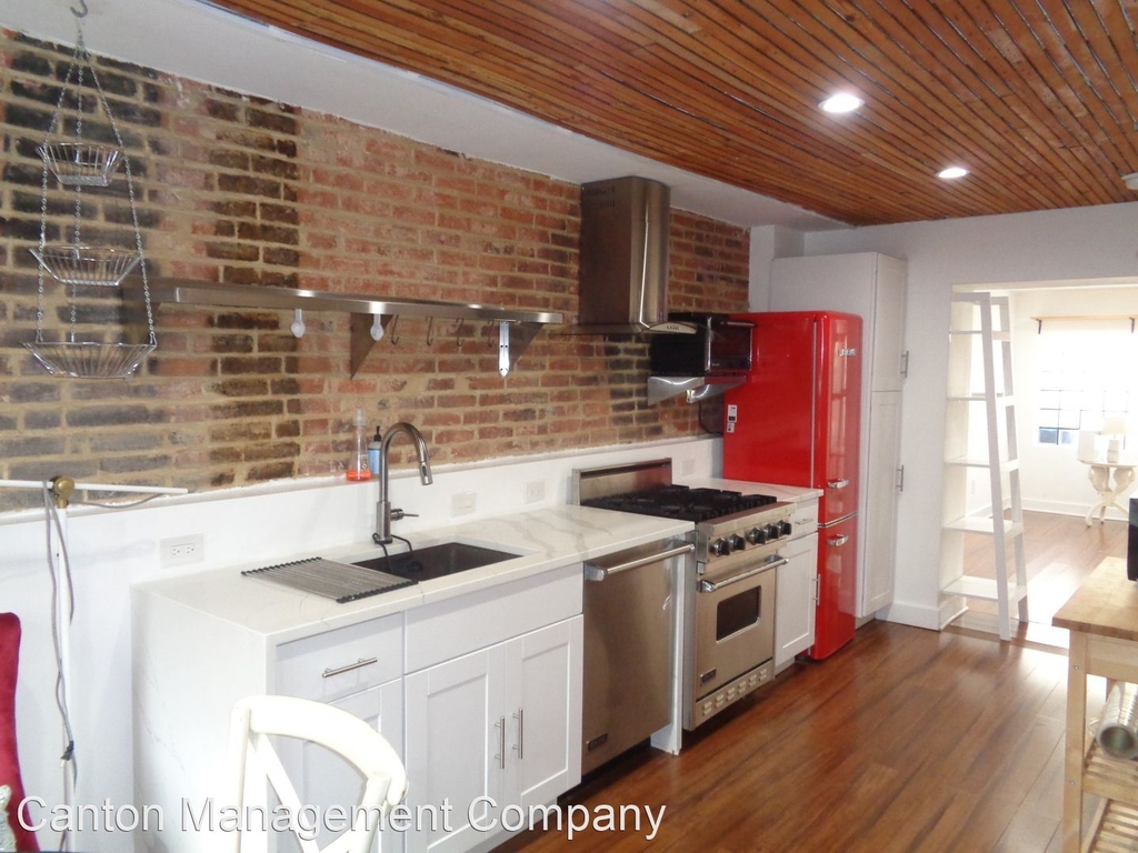 1026 Booth St. - Photo 1