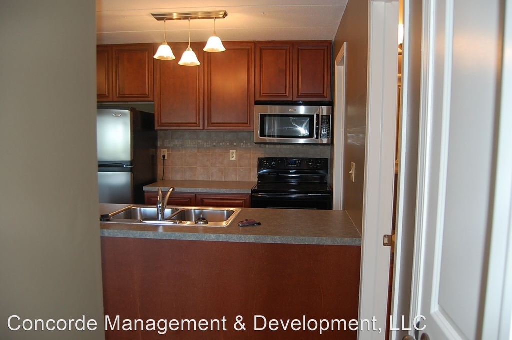 1660 G Street - Photo 5