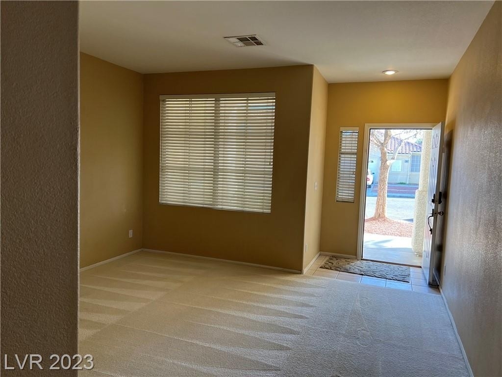 10066 Cambridge Blue Avenue - Photo 2