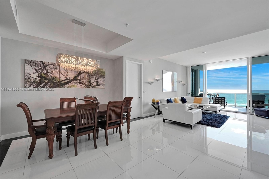 18101 Collins Ave - Photo 36